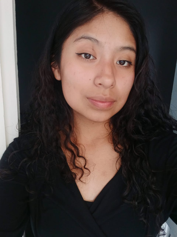 Lauren Lorena León Chiri - Medicina